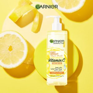⁦Garnier Fast Bright Vitamin C Purifying Gel Wash – 400ml Skin Care⁩ - الصورة ⁦4⁩