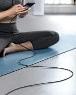 ⁦Anker USB-C to USB A 2.0 cable (6ft/1.8m), High Durability Long life Strong Fast Type C Braided Charging Cable Compatible with All Android Devices Samsung S24, S23 And iPhone 16 And more⁩ - الصورة ⁦3⁩