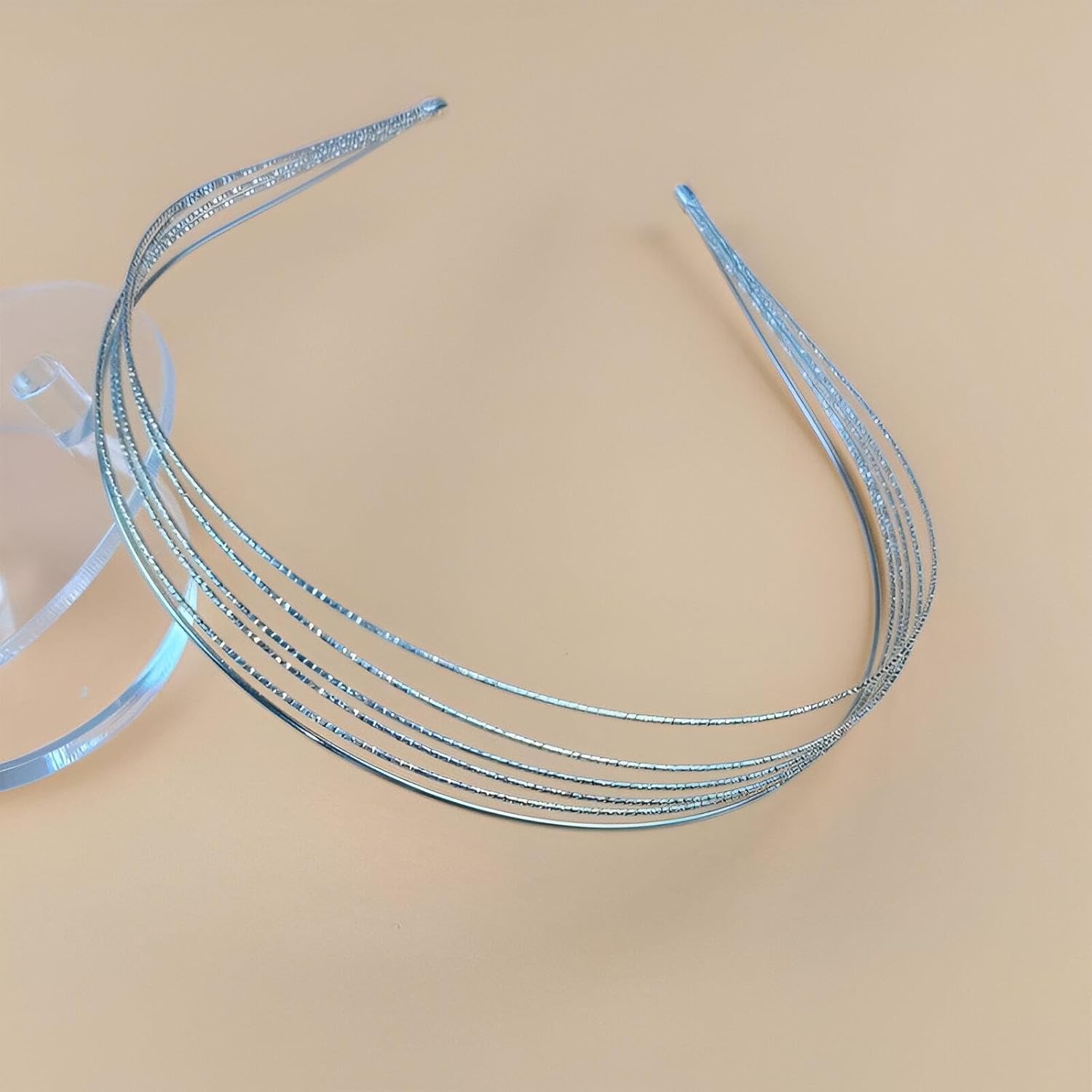 Headbands for Women - Silver Multi-Layered Metal Headbands with Gold Accents, Trendy, Thin and Elegant Hair Accessories for Girls and Women, Perfect for Stylish Outfits (Model No.1 silver, 1PCS)