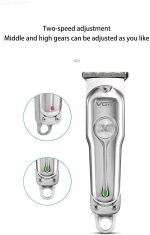 ⁦VGR V-071 Professional Hair Trimmer Stainless Steel USB Charging with 3 Combs⁩ - الصورة ⁦3⁩