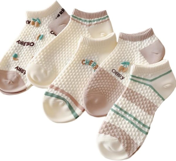 Pack Of Ankle Socks, Made Of Cotton With Delicate Designs For Women Very Comfortable Foot Socks 5 Pairs + 1 Gift Free Size From 35 To 43