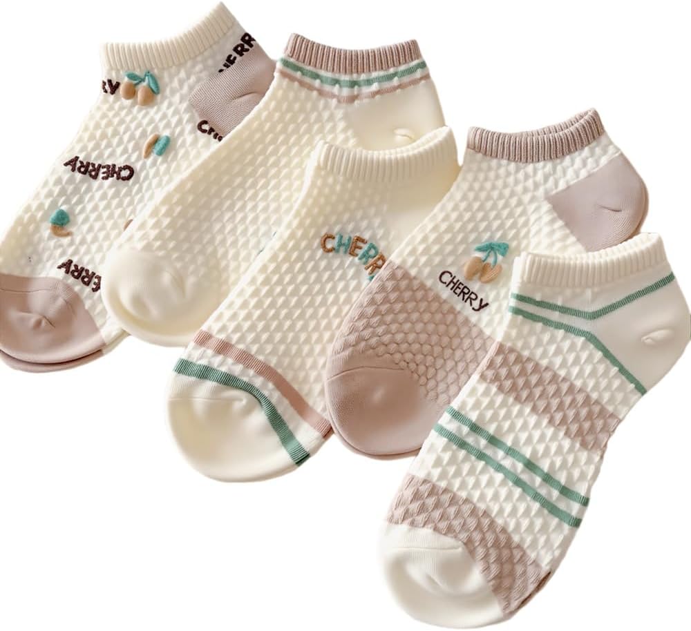 Pack Of Ankle Socks, Made Of Cotton With Delicate Designs For Women Very Comfortable Foot Socks 5 Pairs + 1 Gift Free Size From 35 To 43