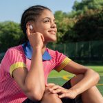 ⁦Xiaomi Wireless Earphones, Redmi buds 6 Play, 36 Hours Playtime, AI Call Noise Reduction, Ultra Lightweight, Compatible with Google Fast Pair, Fast Charging, Black |6 month manufacturer warranty⁩ - الصورة ⁦7⁩