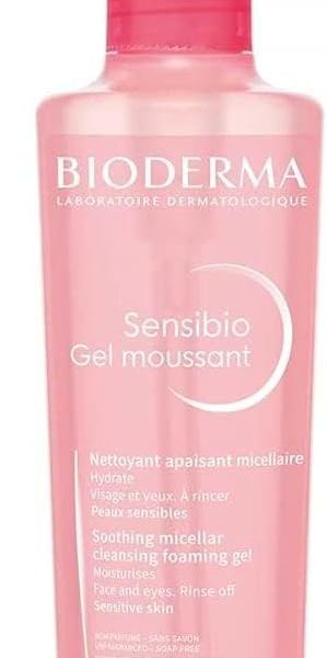 جل رغوي سنسيبيو من بيوديرما لتنظيف وازالة المكياج ومنح البشرة شعورا منعشا - مناسب للبشرة الحساسة