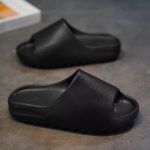 ⁦Black Slippers - Comfortable Medical Slippers - Lightweight Sole - Waterproof Rubber Sole - Slippers for Men, Youth, Kids - Perfect for Home, Beach, Street⁩ - الصورة ⁦4⁩