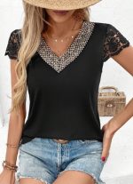 ⁦Women's Lace Short Sleeve Top, V-Neck with Rhinestone Detail, Black⁩ - الصورة ⁦7⁩