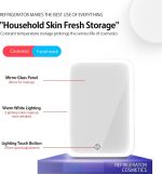 ⁦BONITA Mini Makeup Fridge, 8L Portable Cosmetic Refrigerator, Glass Panel And Led Lighting, Cooler/Warmer Freezer, Used for Beauty Skin Care in Home,White (White)⁩ - الصورة ⁦5⁩