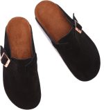 ⁦Women's Elegant Suede Buckle Clogs - Non-Slip Sole⁩ - الصورة ⁦2⁩