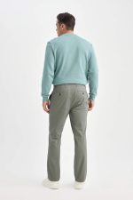 ⁦بنطلون تشينو حديث بقصة كلاسيك للرجال من ديفاكتو، موديل D7349AX⁩ - الصورة ⁦5⁩