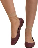 ⁦Charmaine Women Ankle-High Ultra Sheer Socks With Striped Cuffs⁩ - الصورة ⁦6⁩