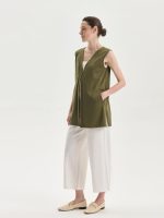 ⁦LC WAIKIKI V-Neck Women's Waistcoat⁩ - الصورة ⁦4⁩