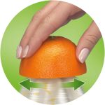 ⁦عصارة يدوية للحمضيات ببولة سعة 350 مل ومقياس وخاصية تحكم في اللب قابلة للتعديل وميزة ايقاف/تشغيل تلقائي ومساحة لتخزين الكابل من براون - ابيض، موديل CJ3000⁩ - الصورة ⁦4⁩