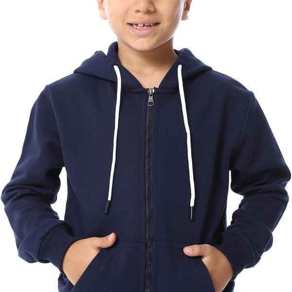 سويت شيرت سادة بغطاء للرأس وأكمام طويلة وجيوب جانبية للأولاد من اندورا