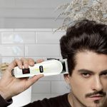 ⁦Professional Men's Razor V-213 Professional Blades with Blade Length Adjustment Arm Lithium Battery 2000 MAH Charging and Electricity⁩ - الصورة ⁦6⁩