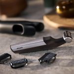 ⁦ماكينة حلاقة للجسم والمنطقة الحساسة بودي جروم مقاومة للماء مع 3 أمشاط لتحديد الطول، ماكينة حلاقة بدون سلك لمدة 60 دقيقة مع حماية للبشرة، ملحق للوصول إلى الظهر من فيليبس، موديل BG5021/15⁩ - الصورة ⁦3⁩