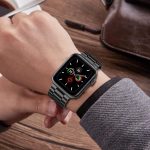 ⁦Fitlink Stainless Steel Metal Band for Apple Watch 38/40/42/44mm Strap Replacement Link Bracelet Band Compatible with Apple Watch Series 6/54/3/2/1/SE⁩ - الصورة ⁦6⁩