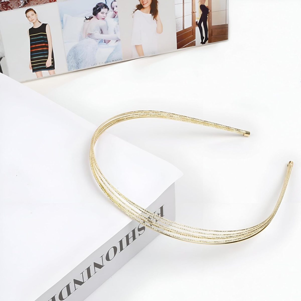 ⁦Metal Hairbands - Silver and Gold Multi-Layered Thin Headbands, Elegant and Fashionable Hair Accessories for Women and Girls, Suitable for Party, Office, or Casual Looks (Model No.1 Gold, 1PCS)⁩ - الصورة ⁦6⁩
