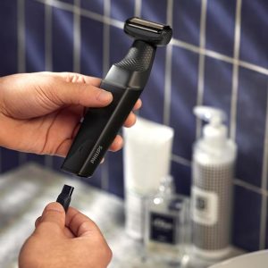 ⁦Philips Bodygroom Series 3000 - Waterproof Crotch and Body Trimmer - Comfortable close shave, for all body areas, 50 min. Autonomy, Model BG3017/01⁩ - الصورة ⁦5⁩