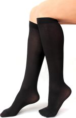 ⁦Charmaine Knee-High Opaque and Plain Socks for Women⁩ - الصورة ⁦2⁩
