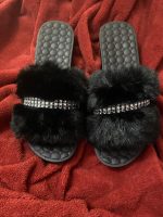 ⁦Fur Slippers for Women and Girls - Black Fur Slipper with Comfortable Medical Sole - Anti-Slip Rubber Material - Perfect for Home, Beach and Street - with Shiny Crystal Stripe⁩ - الصورة ⁦4⁩