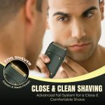 ⁦Vgr V-353 Professional Ultra Thin Electric Shaver - Rechargeable Razor For Face Care, Beard Trimmer With Reciprocating Blade, USB Travel Shaver For Men - Green⁩ - الصورة ⁦5⁩