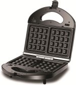 ⁦Black & Decker 3 In 1 Interchangeable 780W TS2130-B5, Grill & Waffle& Sandwich Maker Silver/Black - (International Warranty)⁩ - الصورة ⁦2⁩
