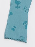 ⁦طقم سويت شيرت مطبوع برقبة دائرية ضيقة وأكمام طويلة وبنطلون ضيق للبنات من ال سي وايكيكي، قطعتين⁩ - الصورة ⁦7⁩