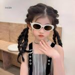 ⁦Stylish children's sunglasses - fun and safe eye protection for boys and girls, making summer unforgettable Fashionable sunglasses for girls and boys⁩ - الصورة ⁦3⁩