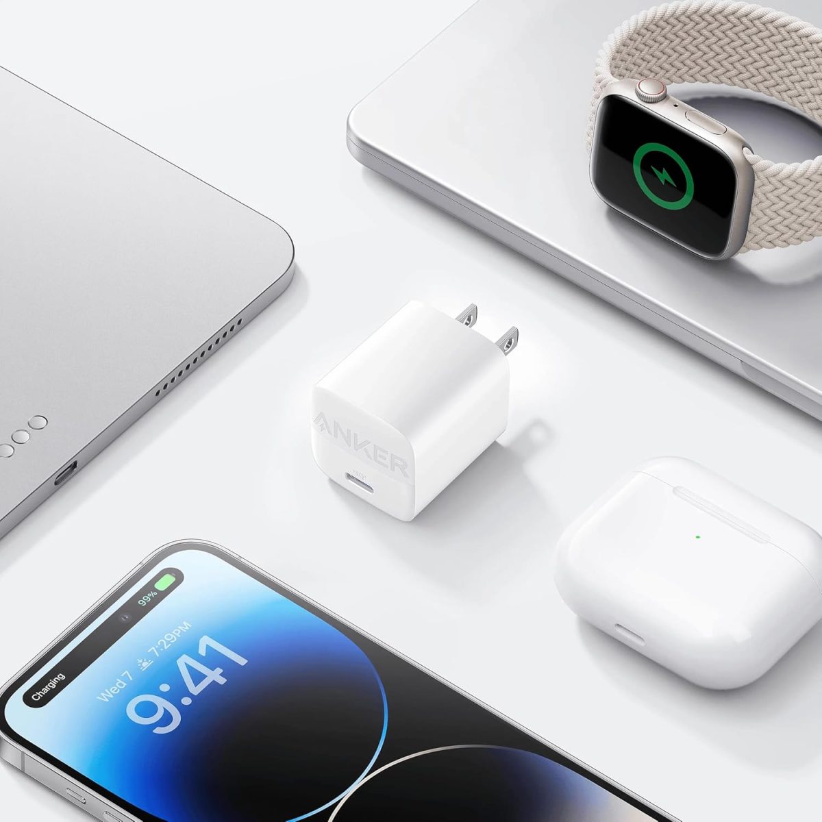 ⁦Anker 313 GaN 30W Foldable Charger PIQ 3.0 Durable Compact Fast Charger for iPhone 15/15 plus/15 Pro/15 Pro Max/14/13, Galaxy, Pixel 6/7, iPad/iPad Mini (Cable Not Included) (White)⁩ - الصورة ⁦5⁩