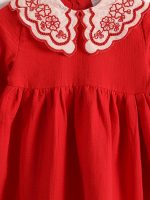 ⁦LC WAIKIKI Peter Pan Collar Girl’S Muslin Dress Red⁩ - الصورة ⁦4⁩