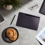 ⁦سامسونج جالاكسي تاب S8+ 12.4 بوصة ذاكرة داخلية 256 جيجابايت 8 رام 5G جهاز لوحي يعمل بنظام اندرويد بما في ذلك قلم اس بين الجرافيت ضمان الشركة المصنعة لمدة 36 شهرًا واي فاي⁩ - الصورة ⁦9⁩