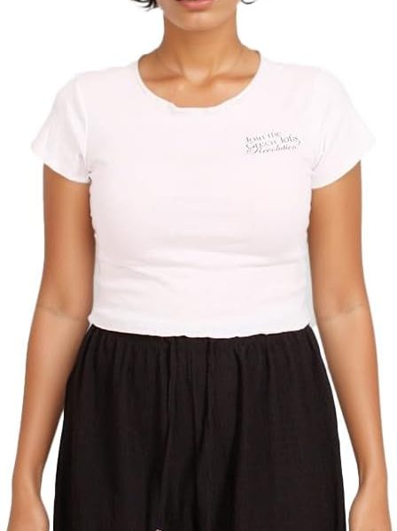 ريفين توب شرطي مطبوع عليه نص جافيك للنساء - ابيض عصري