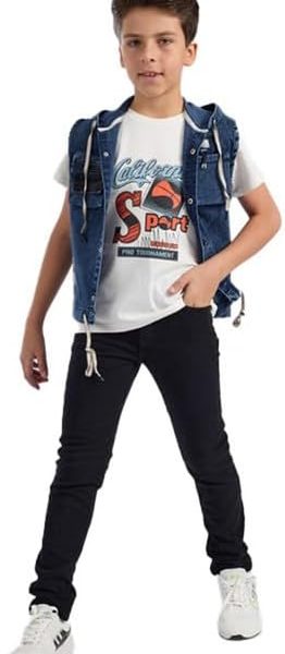 فيست جينز بغطاء للرأس مع تيشرت بأكمام قصيرة من البادي جينز