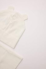 ⁦ديفاكتو طقم اوشحة وشالات ومناشف بيضاء من بيبي جيرل، لون ابيض لعمر 2/4 سنوات⁩ - الصورة ⁦2⁩