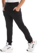 ⁦بنطلون كاجوال ولادي من اندورا بلون اسود اساسي للاستخدام اليومي مع حاشية مرنة⁩ - الصورة ⁦3⁩