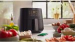 ⁦Philips Airfryer, 5 Portions, 6.2L Capacity, Digital Display, 7 Presets, Black, HD9280/91,International warranty - 220V supply voltage and 50Hz⁩ - الصورة ⁦6⁩