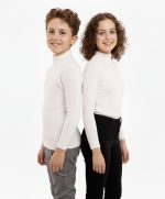 ⁦بلوفر فاخر برقبة نصف وعالية للاطفال من وايت ايجل - سويتر من مزيج من القطن والصوف فائق النعومة للاولاد والبنات⁩ - الصورة ⁦5⁩