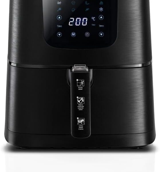 قلاية هوائية رقمية AF700 من بلاك اند ديكر، 4.3 لتر، لون أسود - جهد إمداد 220 فولت و50 هرتز، 1700.0 واط