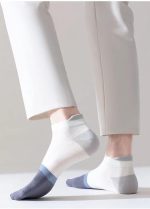 جوارب سمارت ايدج بطول الكاحل من مزيج القطن ،شراب رجالي زارا لبني ، مقاس عادي، ، مصنوعة من خامات عالية الجودة، بألوان رائعة، ، تصميم جديد، ٥ أزواج مع هدية واحدة، متعددة الألوان.