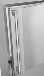 ⁦ثلاجة ببابين مزودة بخاصية إذابة الثلج (نو فروست) موديل SJ-48C(SL) من شارب، فضي⁩ - الصورة ⁦5⁩