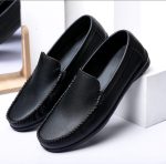 ⁦حذاء جلد كلاسيكي وكاجوال سهل الارتداء وخفيف الوزن للرجال - حذاء جلد طبى - حذاء رسمي أنيق ومريح - حذاء أسود⁩ - الصورة ⁦2⁩