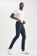 ⁦بدلة رياضية للنساء، طراز R8791AZ، من ديفاكتو⁩ - الصورة ⁦2⁩