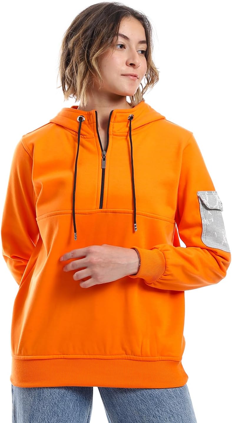 61ASfpi9PAL._AC_SL1500_.jpg سويت شيرت حريمي مغلق بغطاء للرأس وسوستة أمامية من سيزر