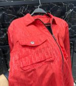 ⁦جاكيت رجالي كاجوال بلياقة وسوستة أمامية وجيوب بغطاء – متوفر باللونين الأسود والأحمر للشباب والرجال من ميزا⁩ - الصورة ⁦2⁩