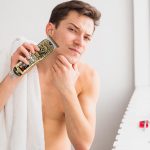 ⁦ماكينة حلاقة وقص شعر احترافية من هوم جولد شفرة الستانلس ستيل وقت تشغيل ممتد حتى 120 دقيقة قص حاد دقيق موديل HG-903 لون ذهبي بي⁩ - الصورة ⁦6⁩