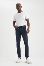 ⁦بدلة رياضية للنساء، طراز R8791AZ، من ديفاكتو⁩ - الصورة ⁦3⁩