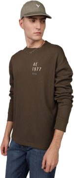 تيشرت حراري بقصة فضفاضة للرجال بأكمام طويلة ولوجو بارز لشعار العلامة التجارية من امريكان ايجل