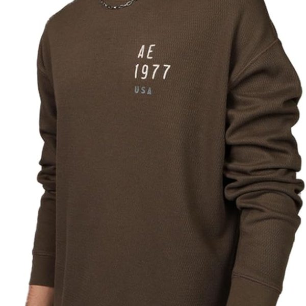 تيشرت حراري بقصة فضفاضة للرجال بأكمام طويلة ولوجو بارز لشعار العلامة التجارية من امريكان ايجل