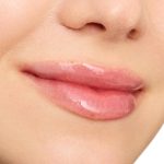 ⁦ملمع شفاه اكستريم شاين فوليوم 01 من ايسنس، لامع⁩ - الصورة ⁦5⁩