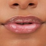إيسنس ما ذا فاك إكستريم بلومبينغ ملمع شفاه للحصول على لمسة نهائية لامعة وملونة - الصورة 8